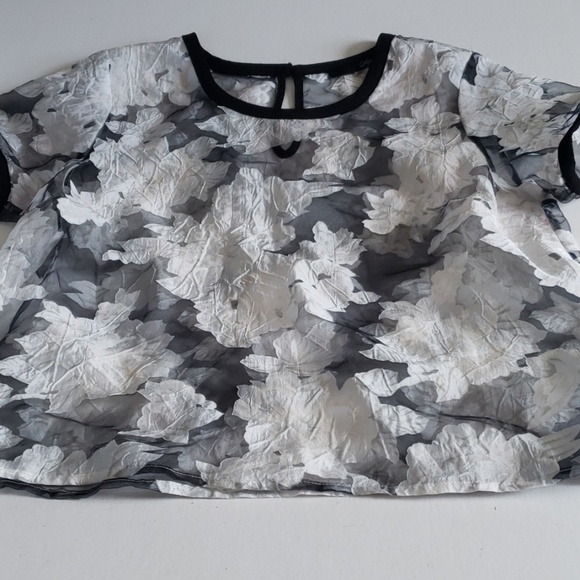 SugarLips Sheer Floral Top - Picture 3 of 7